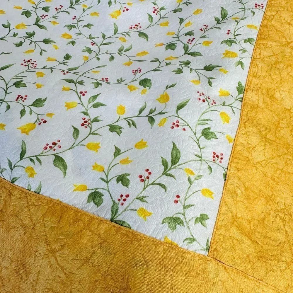 Jose Houel Paris France Taffetas Floral Crinkle Tablecloth Square 65 x 65”